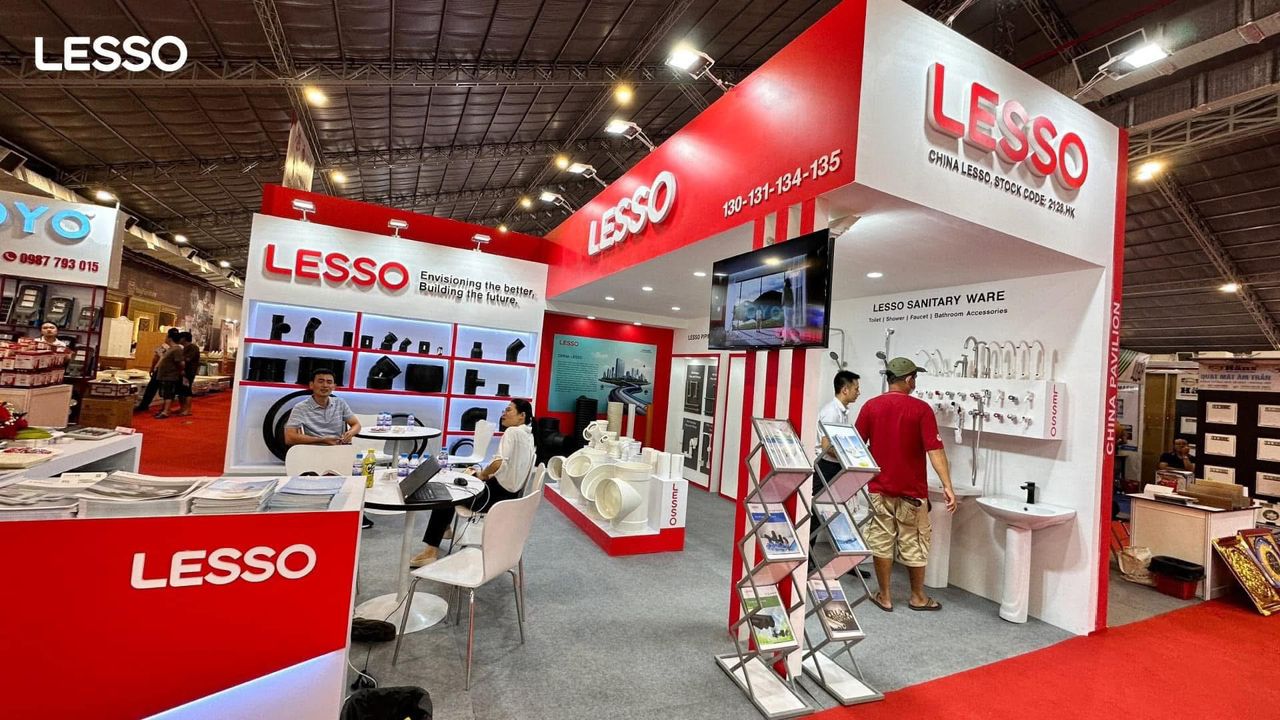 Stand officiel LESSO — Showroom international
